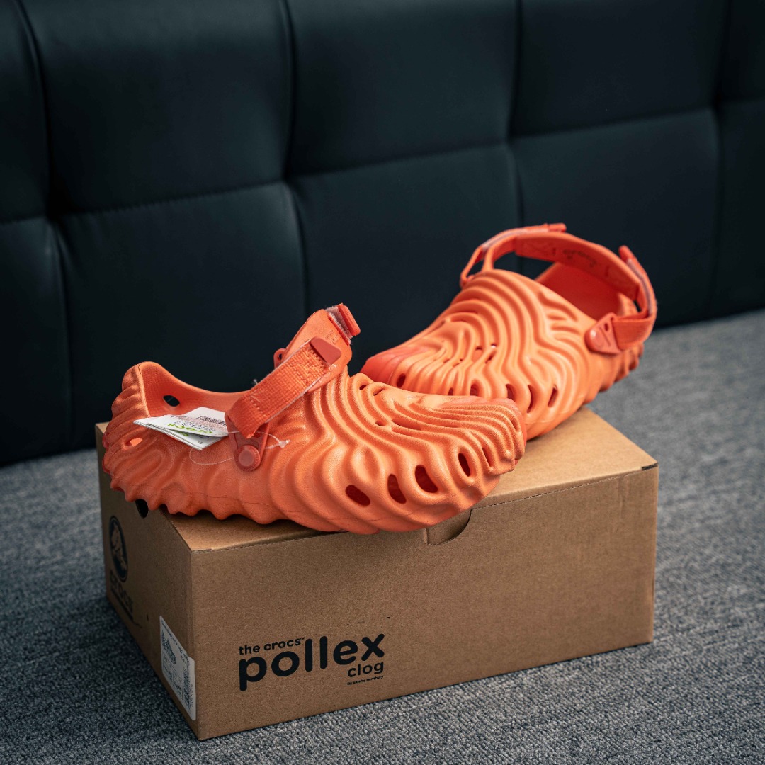 💰180
含盒子 卡骆驰联乘新晋国际知名鞋类设计师Salehe Bembury x Crocs Pollex Clog"Stratus"指纹式脊骨系列夏日沙滩室内外穿搭休闲涉水洞洞鞋凉拖鞋
尺码:M4/W6=36-37(22cm) M5/W7=37-38(23cm) M6/W8=38-39(24cm) M7/W9=39-40(25cm) M8/W10=41-42(26cm) M9/W11=42-43(27cm) M10/W12=43-44(28cm) M11=45-46(29cm) M12=47-48(30cm)