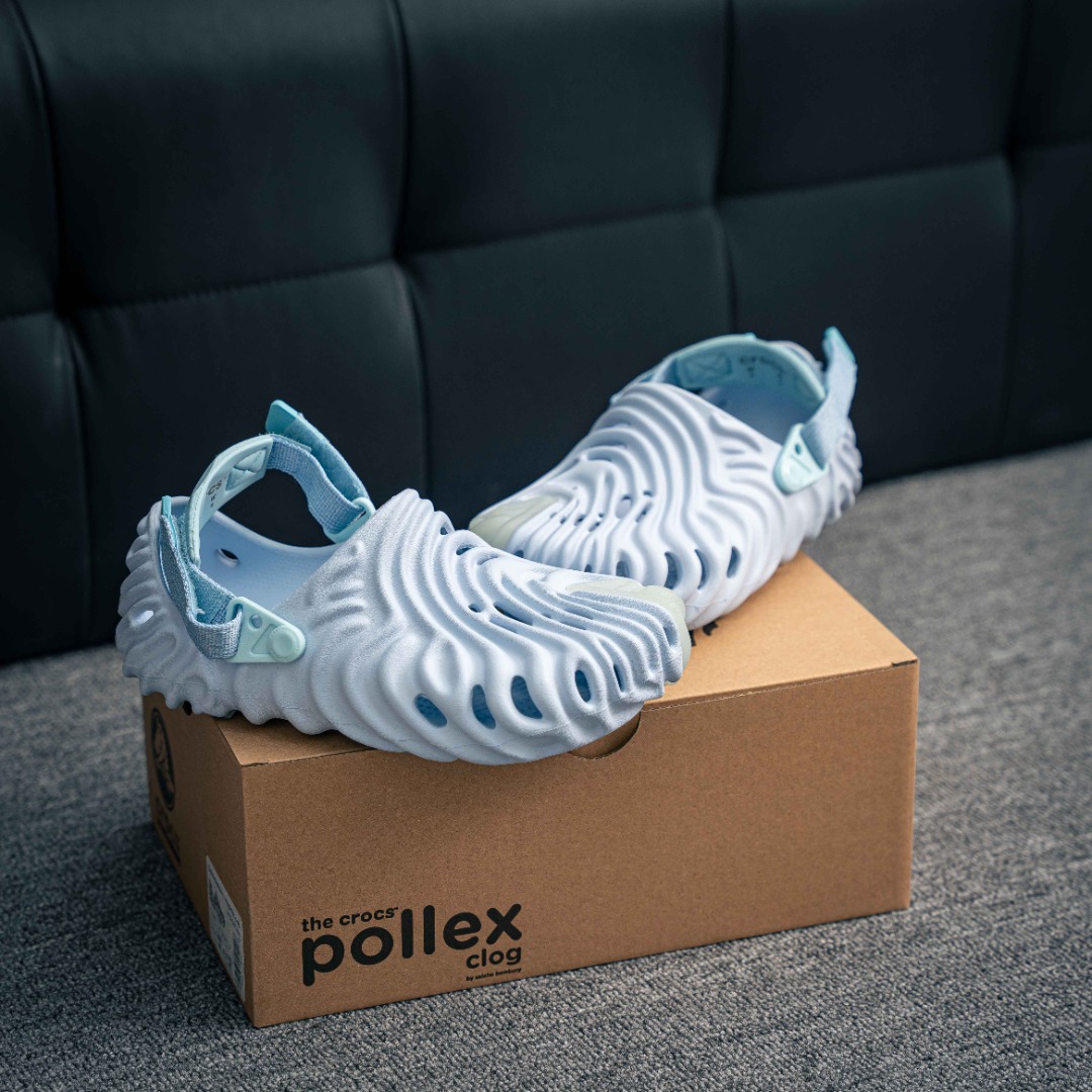 💰180
含盒子 卡骆驰联乘新晋国际知名鞋类设计师Salehe Bembury x Crocs Pollex Clog"Stratus"指纹式脊骨系列夏日沙滩室内外穿搭休闲涉水洞洞鞋凉拖鞋
尺码:M4/W6=36-37(22cm) M5/W7=37-38(23cm) M6/W8=38-39(24cm) M7/W9=39-40(25cm) M8/W10=41-42(26cm) M9/W11=42-43(27cm) M10/W12=43-44(28cm) M11=45-46(29cm) M12=47-48(30cm)