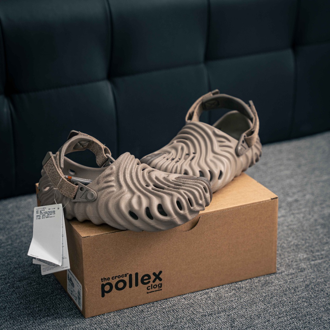 💰180
含盒子 卡骆驰联乘新晋国际知名鞋类设计师Salehe Bembury x Crocs Pollex Clog"Stratus"指纹式脊骨系列夏日沙滩室内外穿搭休闲涉水洞洞鞋凉拖鞋
尺码:M4/W6=36-37(22cm) M5/W7=37-38(23cm) M6/W8=38-39(24cm) M7/W9=39-40(25cm) M8/W10=41-42(26cm) M9/W11=42-43(27cm) M10/W12=43-44(28cm) M11=45-46(29cm) M12=47-48(30cm)