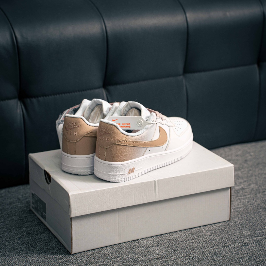 190 Air Force 1  FN0366-104