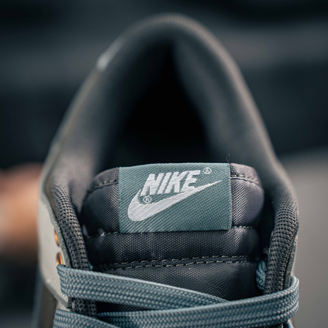 Nike Dunk  GB1220-010