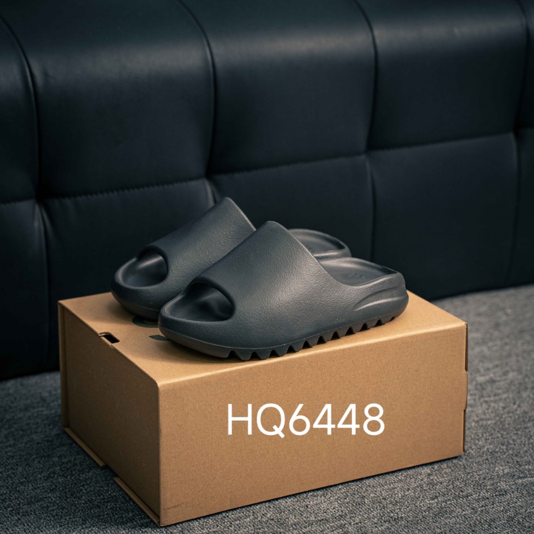 [Sandals and Slippers Series]Adidas Adidas OriginalYeezySlide Kanye coconut sl