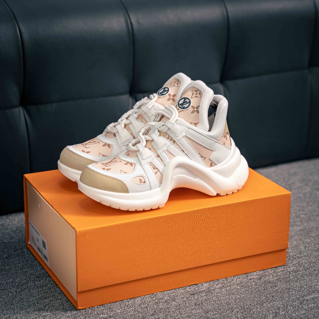 480 ns炸款米兰走秀风，高奢品牌-路易威登Louis Vuitton Archlight Sneakers LV真皮拼色减震网面运动弓型舞蹈复古老爹运动鞋