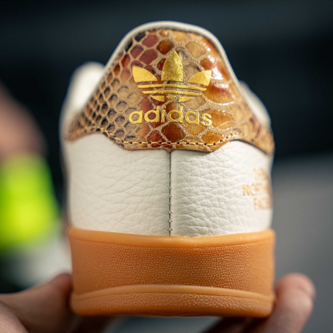 200 Adidas Samba OG 桑巴舞街头系列德训运动板鞋  CH6336-718