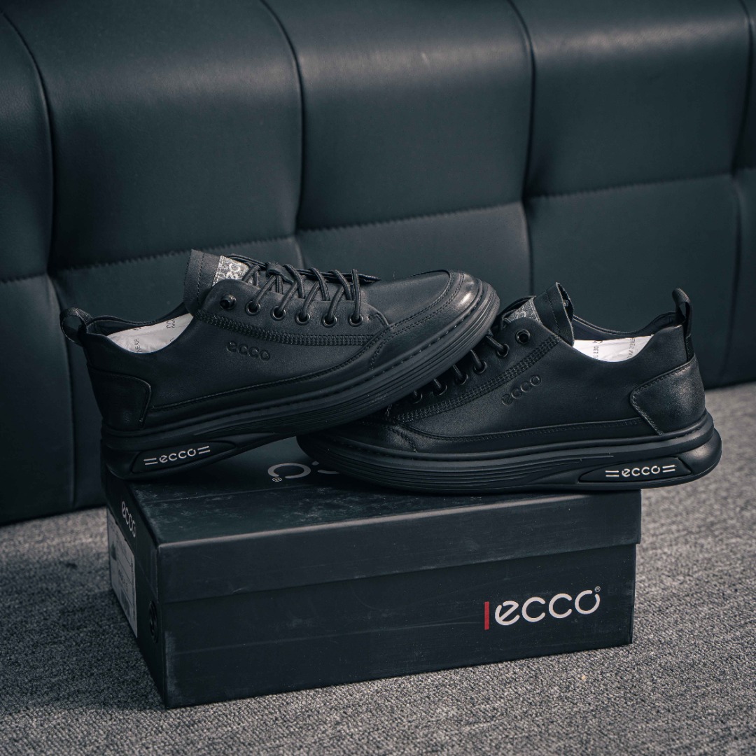 280 ECCO爱步男鞋小黑鞋小白鞋 舒适透气真皮板鞋