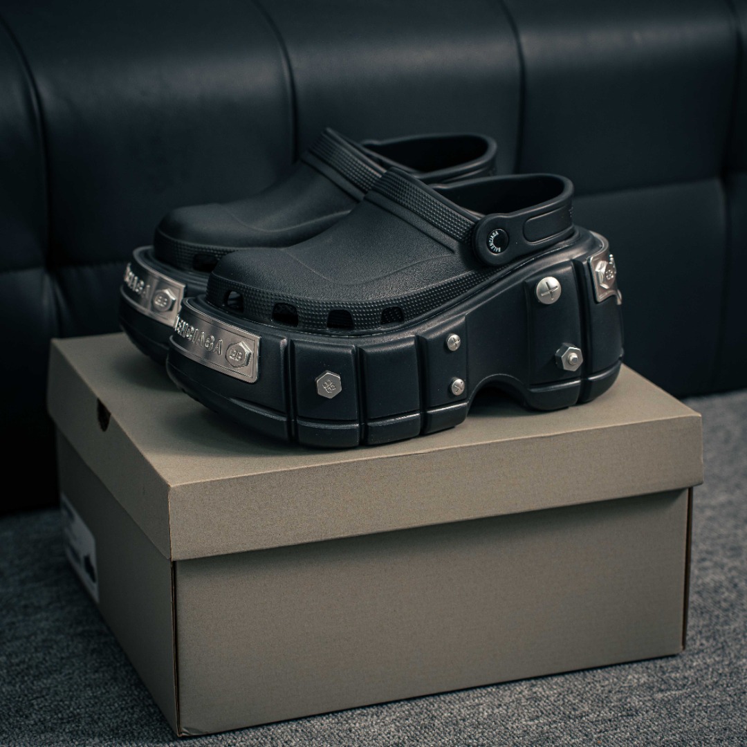 [Sandals and Slippers Series]BalenciagAxCrocsHardCrocsSandal All Black Rivet H