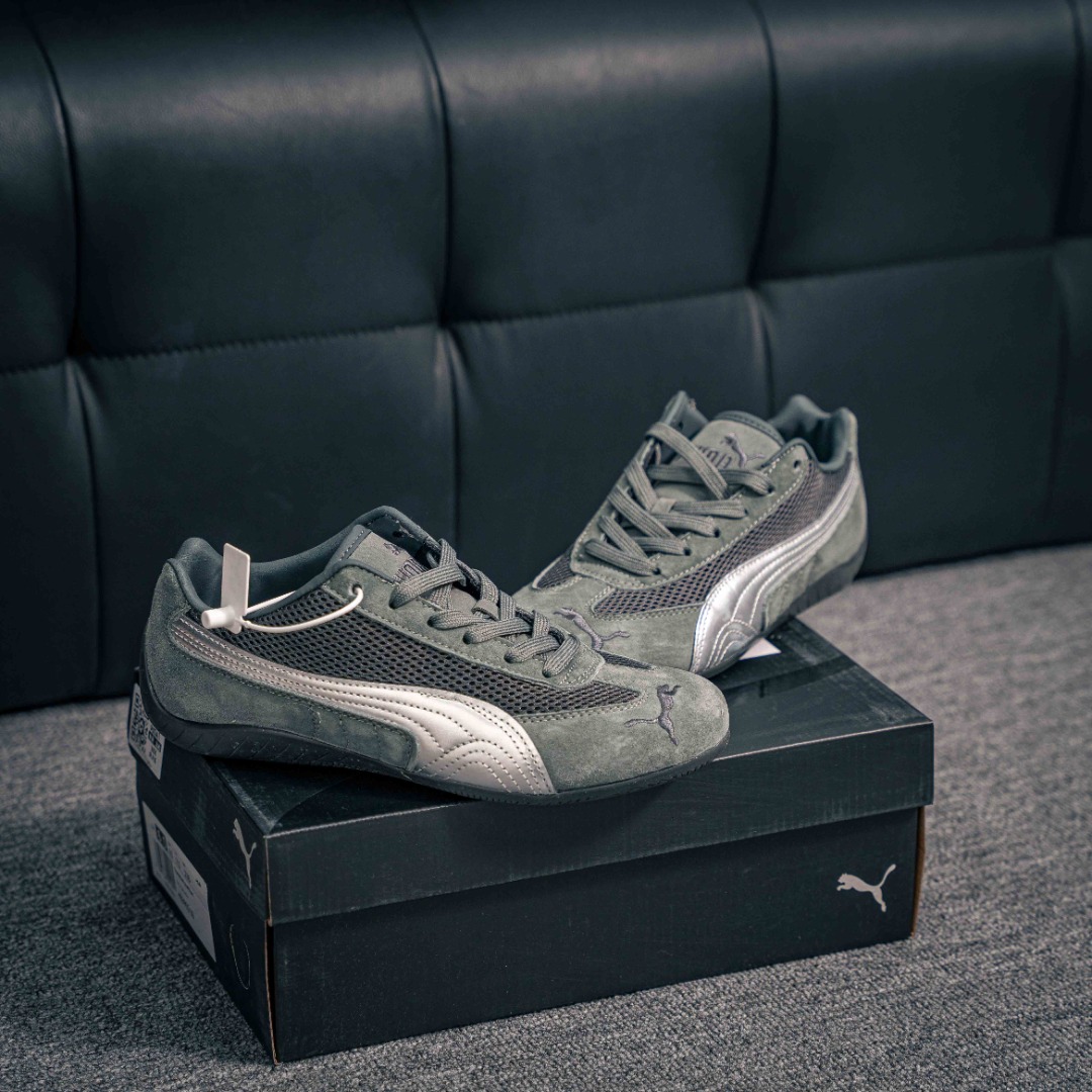 💰150        核心私

Puma Speedcat premlum
彪马薄底系列 复古运动休闲跑鞋 
鞋面设计轻量透气 提供了舒适性和穿着感受
柔软内里材质 穿着更加舒适
橡胶鞋底提供持久的牵引力
货号：403902 03
尺码：35 36 37 37.5 38 38.5 39.5 40 40.5 41.5 42 42.5 43 44 45