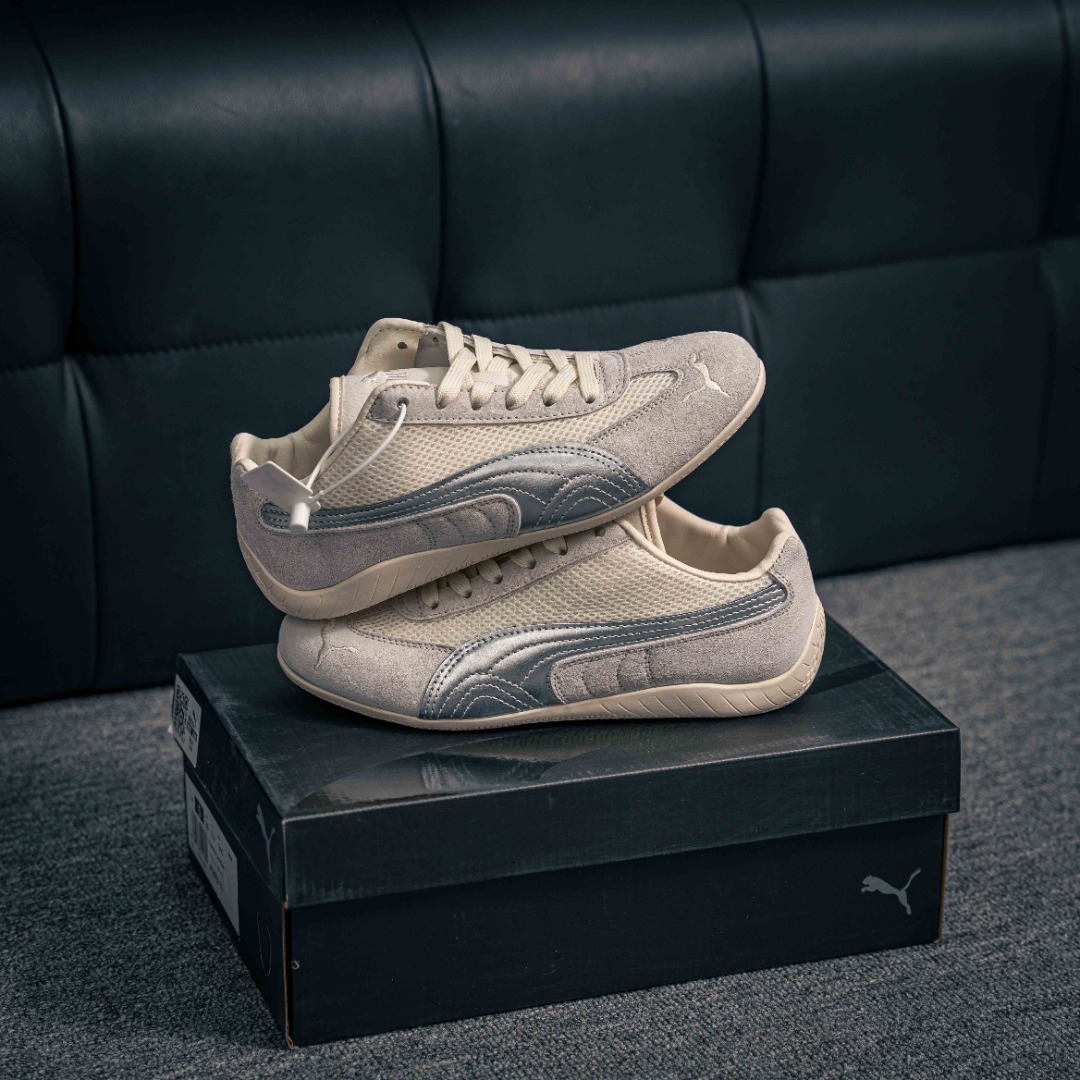 💰150        核心私

Puma Speedcat premlum
彪马薄底系列 复古运动休闲跑鞋 
鞋面设计轻量透气 提供了舒适性和穿着感受
柔软内里材质 穿着更加舒适
橡胶鞋底提供持久的牵引力
货号：403902 01
尺码：35 36 37 37.5 38 38.5 39.5 40 40.5 41.5 42 42.5 43 44 45