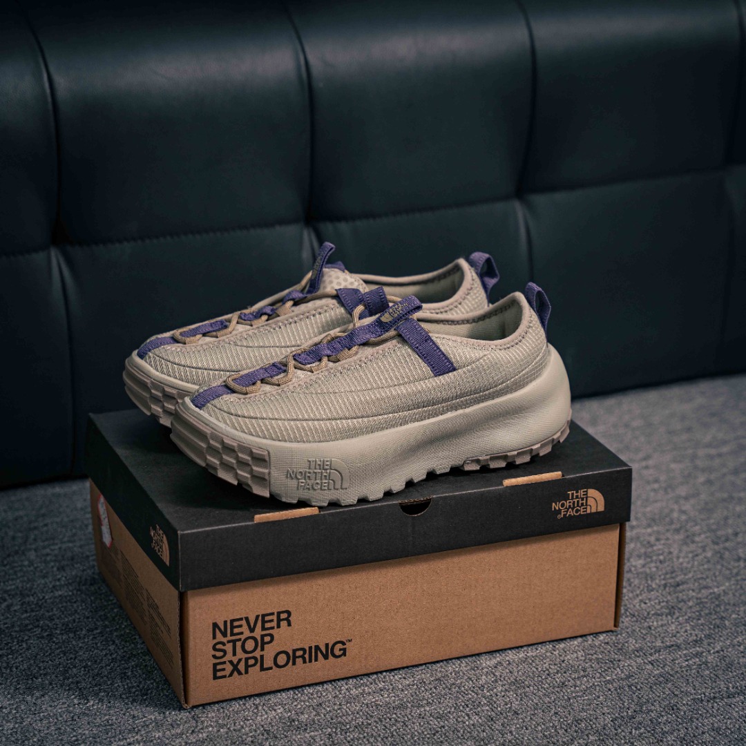 💰180        核心私

北面THE NORTH FACE NEVER STOP 舒适百搭 防滑透气 低帮 生活休闲鞋
货号：NFOA8A93511-070
尺码：36 37 37.5 38 38.5 39.5 40 40.5 41.5 42 42.5 43 44 45