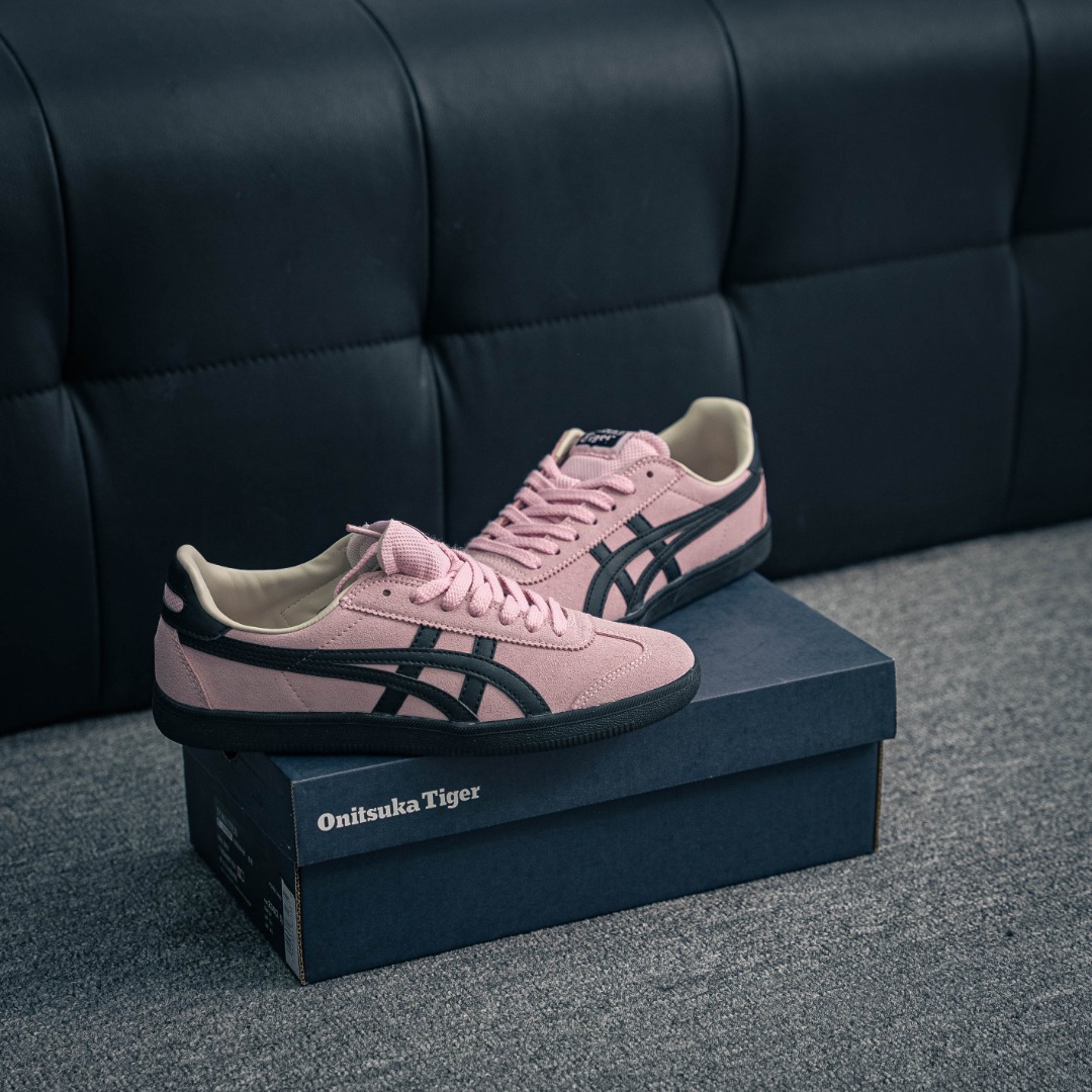 💰140         核心私

亚瑟士Onitsuka Tiger Tokuten 鬼家虎 德训低帮休闲板鞋 
货号：1183A907-701
尺码：36 37 38 39 40.5 41.5