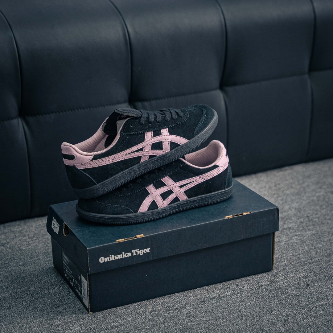 核心私 亚瑟士Onitsuka Tiger Tokuten 鬼家虎 德训低帮休闲板鞋 货号:1183C254-001
