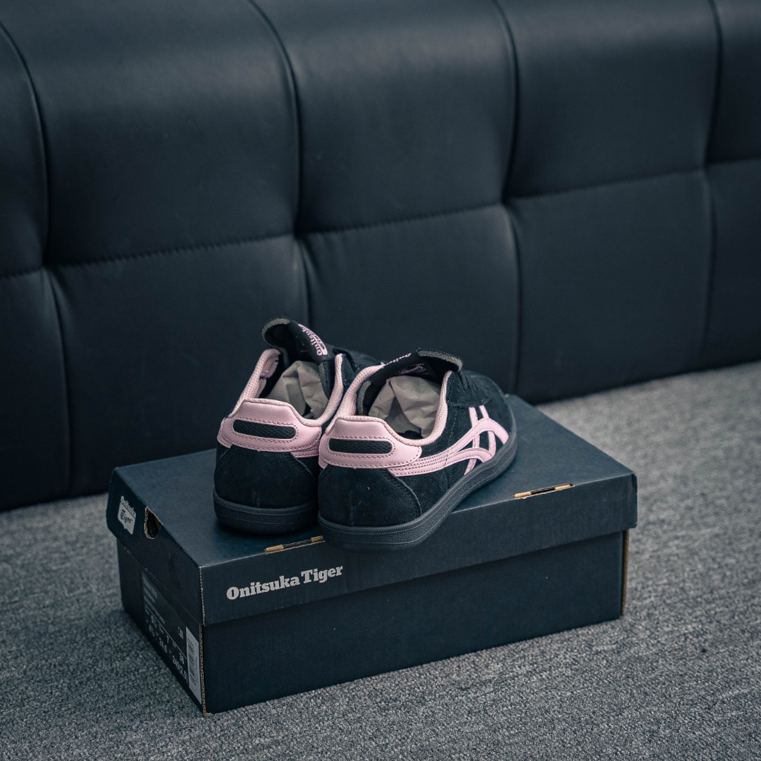 核心私 亚瑟士Onitsuka Tiger Tokuten 鬼家虎 德训低帮休闲板鞋 货号:1183C254-001