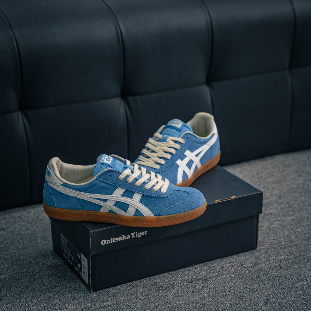 💰140         核心私

亚瑟士Onitsuka Tiger Tokuten 鬼家虎 德训低帮休闲板鞋 
货号：1183A907-400
尺码：36 37 38 39 40.5 41.5