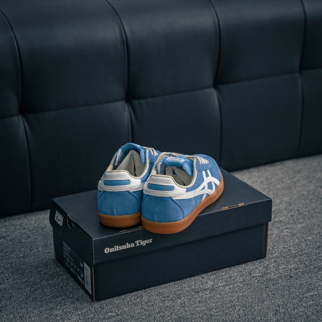 💰140         核心私

亚瑟士Onitsuka Tiger Tokuten 鬼家虎 德训低帮休闲板鞋 
货号：1183A907-400
尺码：36 37 38 39 40.5 41.5