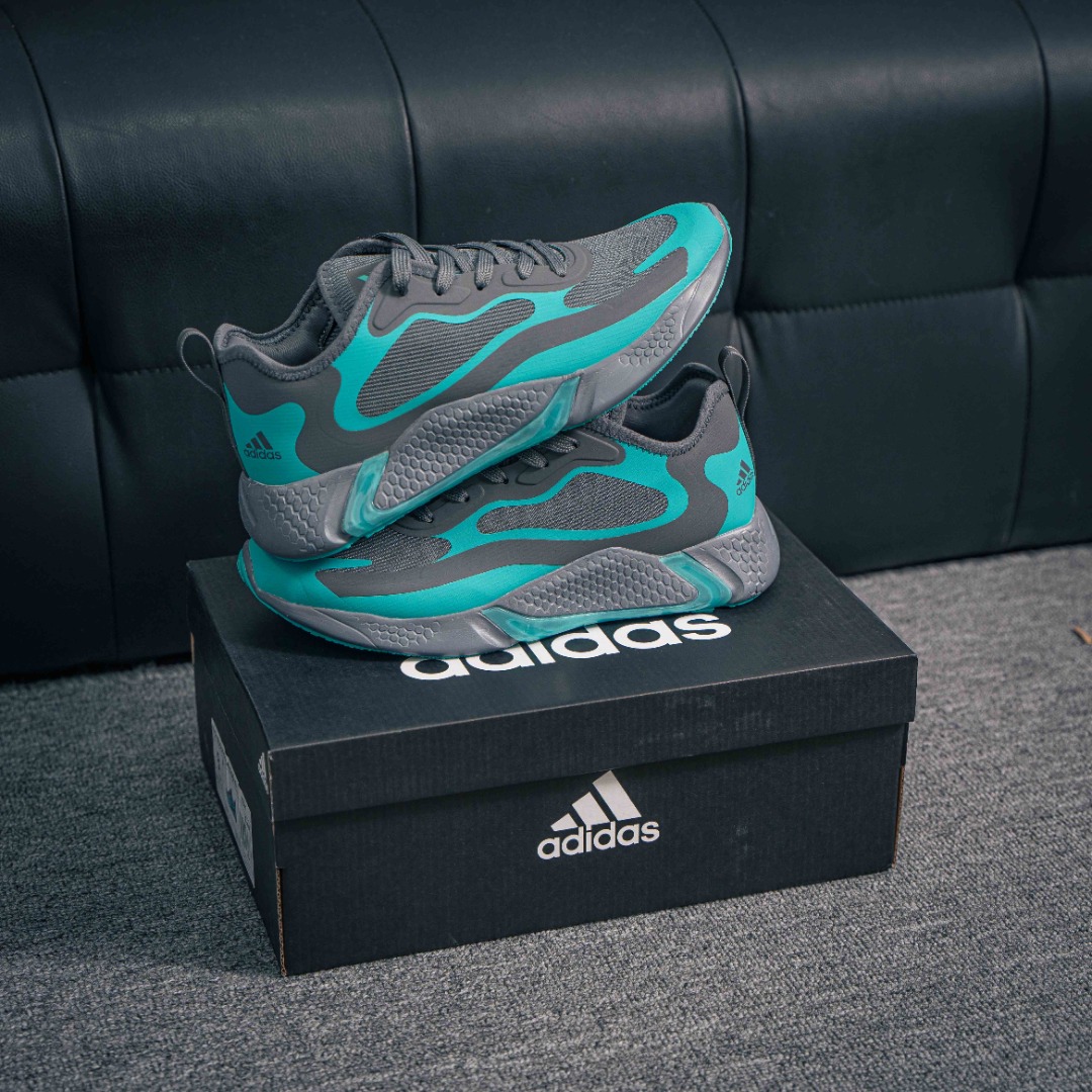 核心私 Adidas AlphaBounce Beyond m 阿尔法公司级真标网面休闲跑步鞋 工厂直销 优势推广 正确高弹轻量MD 德国马牌橡胶大底 内附专柜脚踏防尘纸、防水袋 货号:CG3361 BF