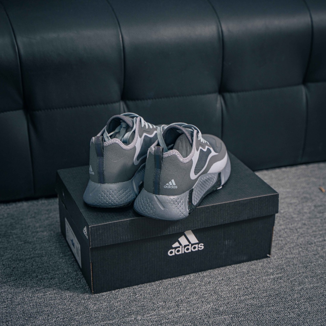 核心私 Adidas AlphaBounce Beyond m 阿尔法公司级真标网面休闲跑步鞋 工厂直销 优势推广 正确高弹轻量MD 德国马牌橡胶大底 内附专柜脚踏防尘纸、防水袋 货号:CG3362 BF