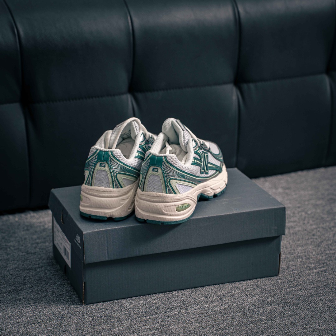 💰190        核心私

新百伦中古跑鞋 New Balance 740系列新百伦 潮流男女运动鞋 NB740跑步鞋透气鞋复古潮鞋
货号：U740GR2
尺码：36 37 37.5 38 38.5 39.5 40 40.5 41.5 42 42.5 43 44 45
1433