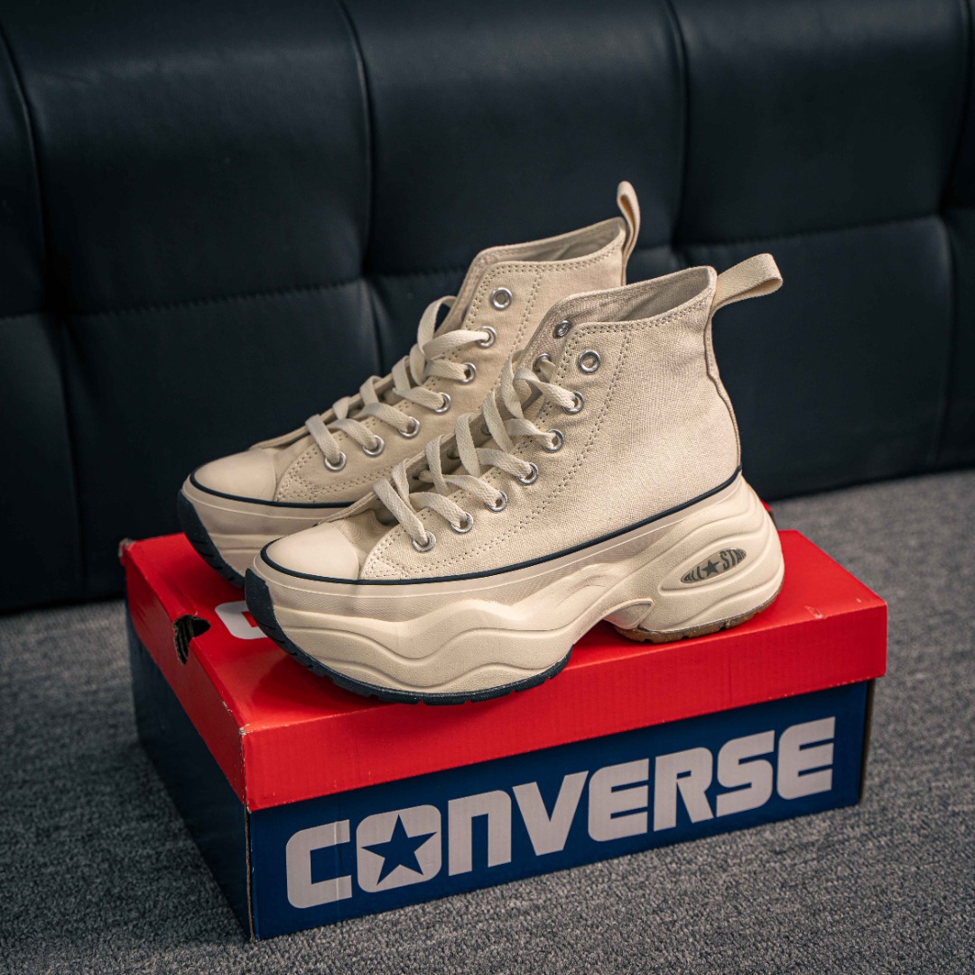 [Converse Series]CONVERSE Converse Japanese correct outsole SURGETRAINERREACT