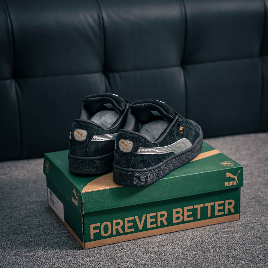 💰170      核心私

Puma Suede XL复古单品
彪马 防滑耐磨低帮德训板鞋
货号：401413 01
尺码：39 40 40.5 41 42 42.5 43 44 45
1433