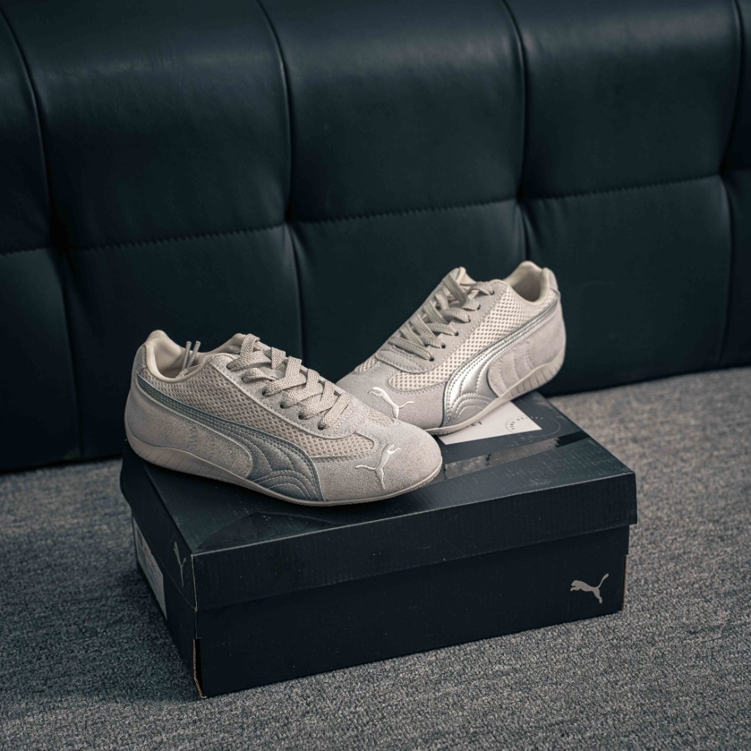 💰150        核心私

Puma Speedcat OG
彪马薄底系列 复古运动休闲跑鞋 
鞋面设计轻量透气 提供了舒适性和穿着感受
柔软内里材质 穿着更加舒适
橡胶鞋底提供持久的牵引力
货号：403902 01
尺码：35.5 36 37 37.5 38 38.5 39.5 40 40.5 41.5 42 42.5 43 44 45
3712