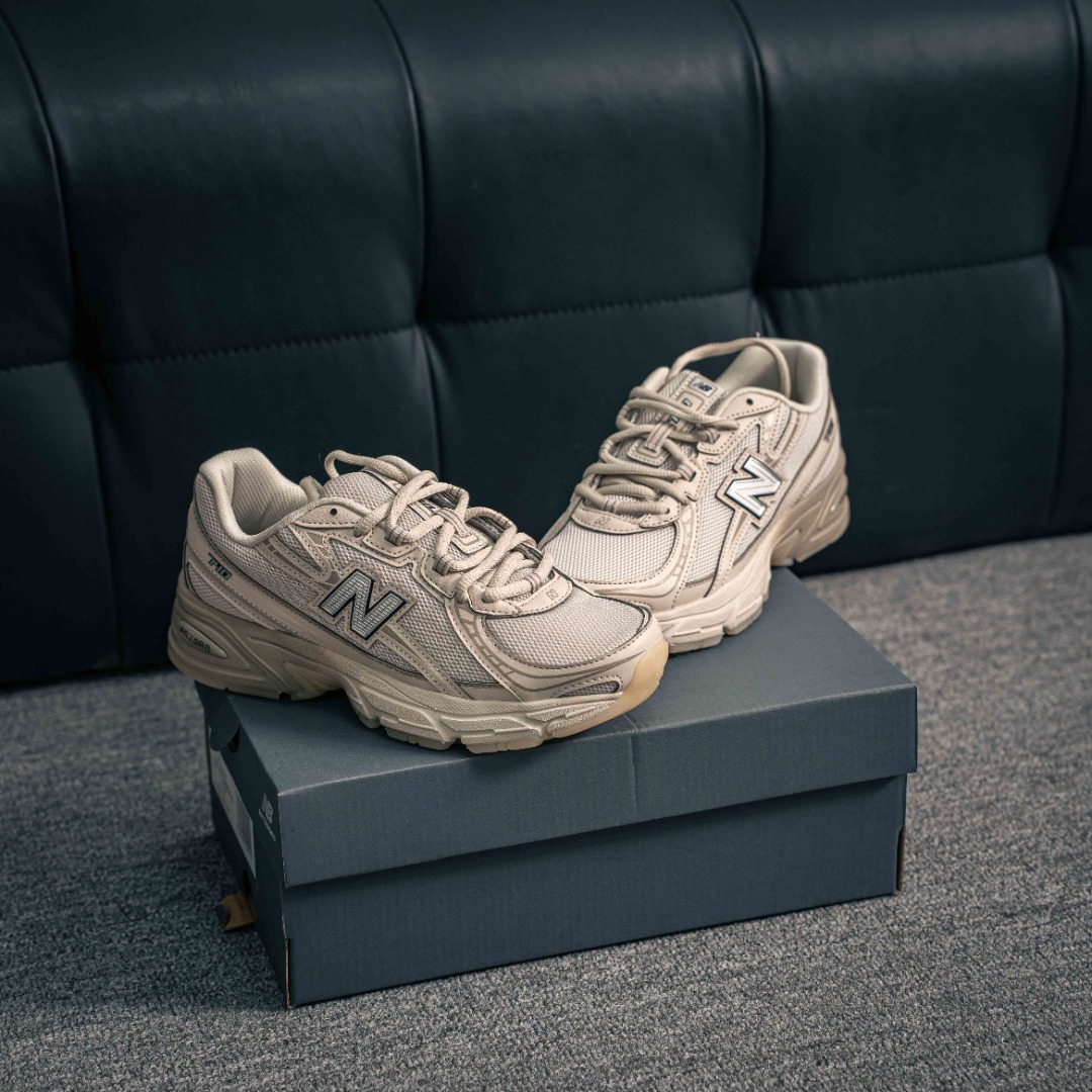 💰190        核心私

新百伦中古跑鞋 New Balance 740系列新百伦 潮流男女运动鞋 NB740跑步鞋透气鞋复古潮鞋
货号：U740LN1
尺码：36 37 37.5 38 38.5 39.5 40 40.5 41.5 42 42.5 43 44 45 46
1433