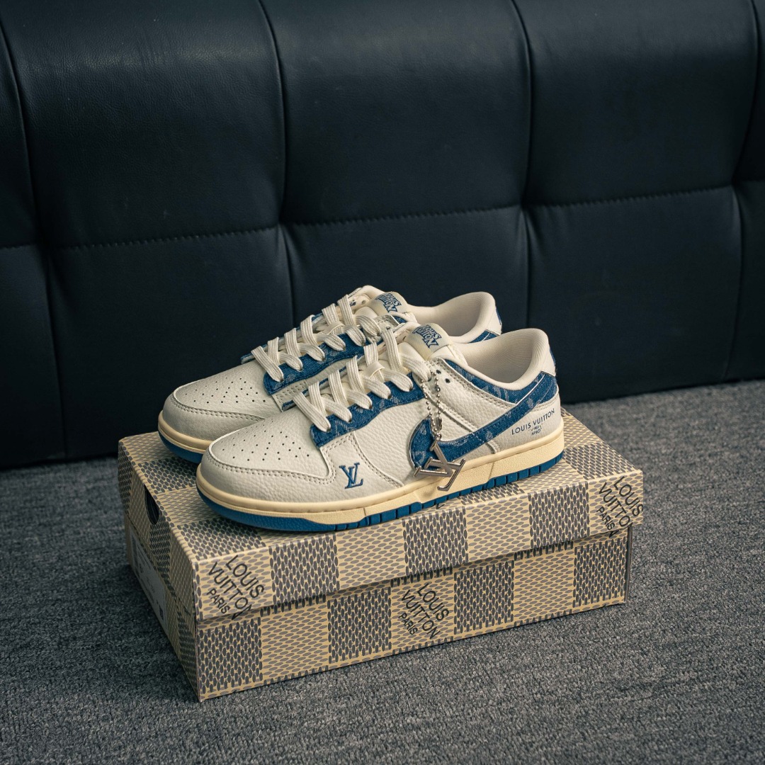核心私 Nike Dunk 全套原楦原模倾力打造完美版型 独家原厂航空铝磨具打磨大底 鞋头坡度极致还原 无解鞋型 原盒原配 圈内天花板工艺 原厂冲刀 超高清洁度 全鞋零毛边皮料切割 货号:JH8310 955