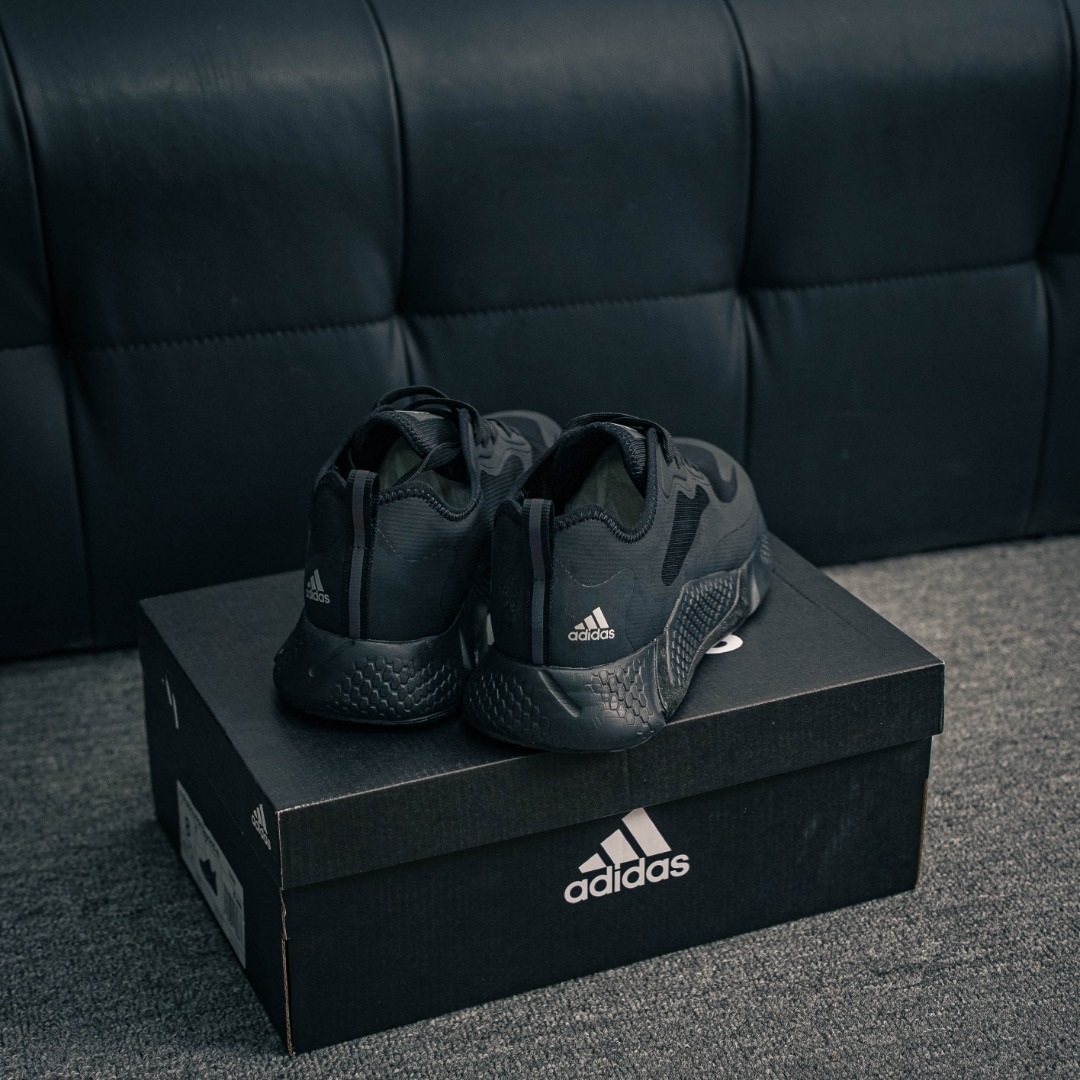 💰170         核心私

Adidas AlphaBounce Beyond m 阿尔法公司级真标网面休闲跑步鞋 工厂直销 优势推广 正确高弹轻量MD 德国马牌橡胶大底 内附专柜脚踏防尘纸、防水袋 
货号：CG3363
尺码：39 40 40.5 41 42 42.5 43 44 45
BF