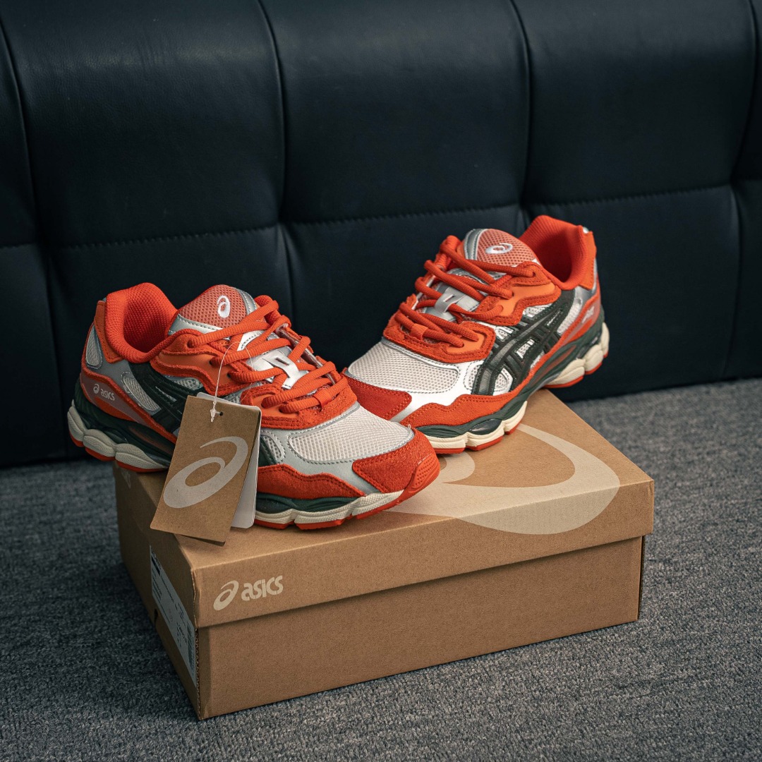 💰170        核心私

AsicsGel-NYC复古老爹鞋 单品 亚瑟士ASICSTIGER 新款休闲鞋 厚底街头运动休闲鞋，ASICS亚瑟士推出全新GEL-NYC，彰显纽约都市活力。这次的新系列融入了多个版本GEL的经典设计风格，广受好评。其设计灵感来源于GEL-NIMBUS 3,GEL-MC PLUS V 和 GEL-CUMULUS 16 这些往日经典鞋款。GEL-NYC使用GEL-CUMULUS 16鞋款的鞋楦设计,展现了独特的现代化美学。鞋底采用了轻质发泡材料,并在后跟和前掌处采用了ASICS亚瑟士核心科技——GEL缓震胶,赋予鞋款强大的缓冲性能,提供了更柔软舒适的穿着体验。而在原有设计的启发之上,此次鞋款采用更贴合当今潮流趋势的材料和创新技术,展现出纽约充满活力的都市精神。
货号：1201A789-251
尺码：36 36.5 37.5 38 38.5 39 40 40.5 41 42 42.5 43 44 45
1433