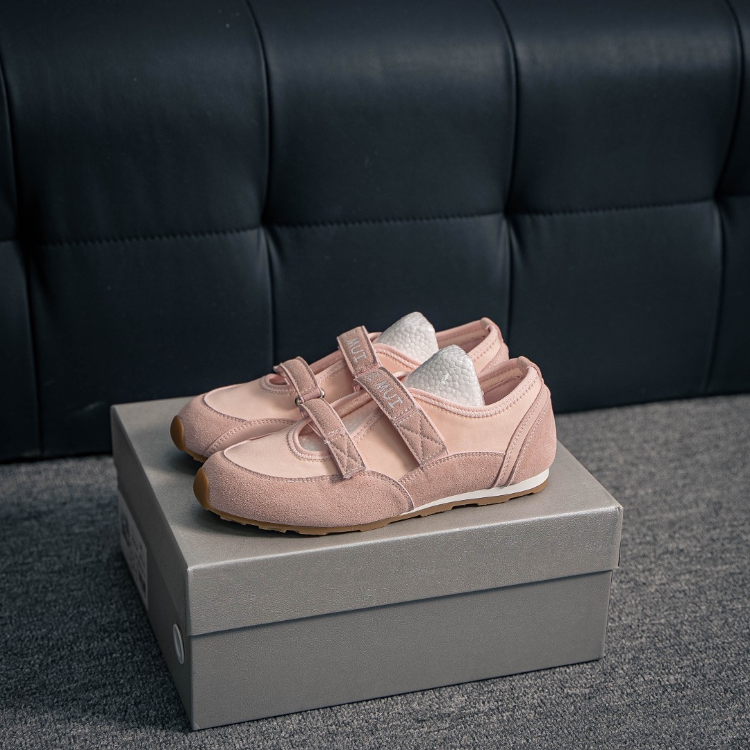 [GGCC Series] Silk and leather upper are comfortable and luxuriousIt
