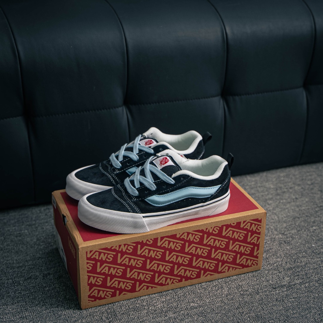 [Vans Series]New color matching is shippedNew VansKnuSkool black light blue