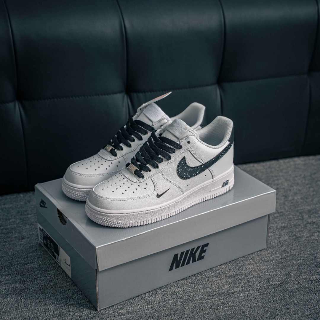 [Air Force Series]Air Force One low black and white splash hook AirForce1 Orig