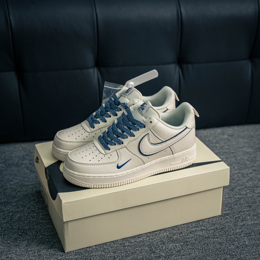 [Air Force Series]Air Force looks at low white blue AirForce1 Original grade o