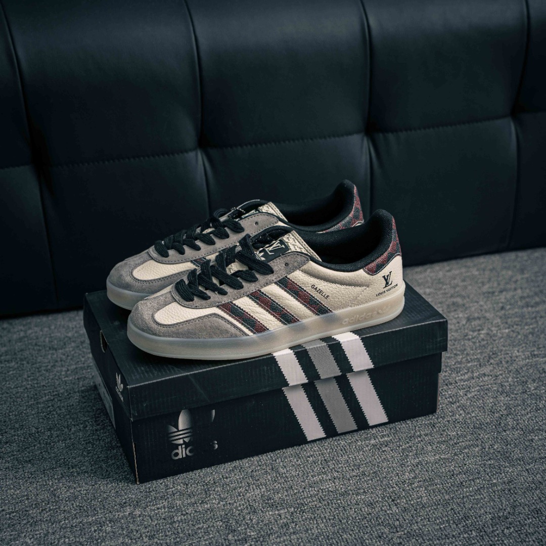 [Adidas Originals Series] Made of fixed-color suede combined cow split leathe