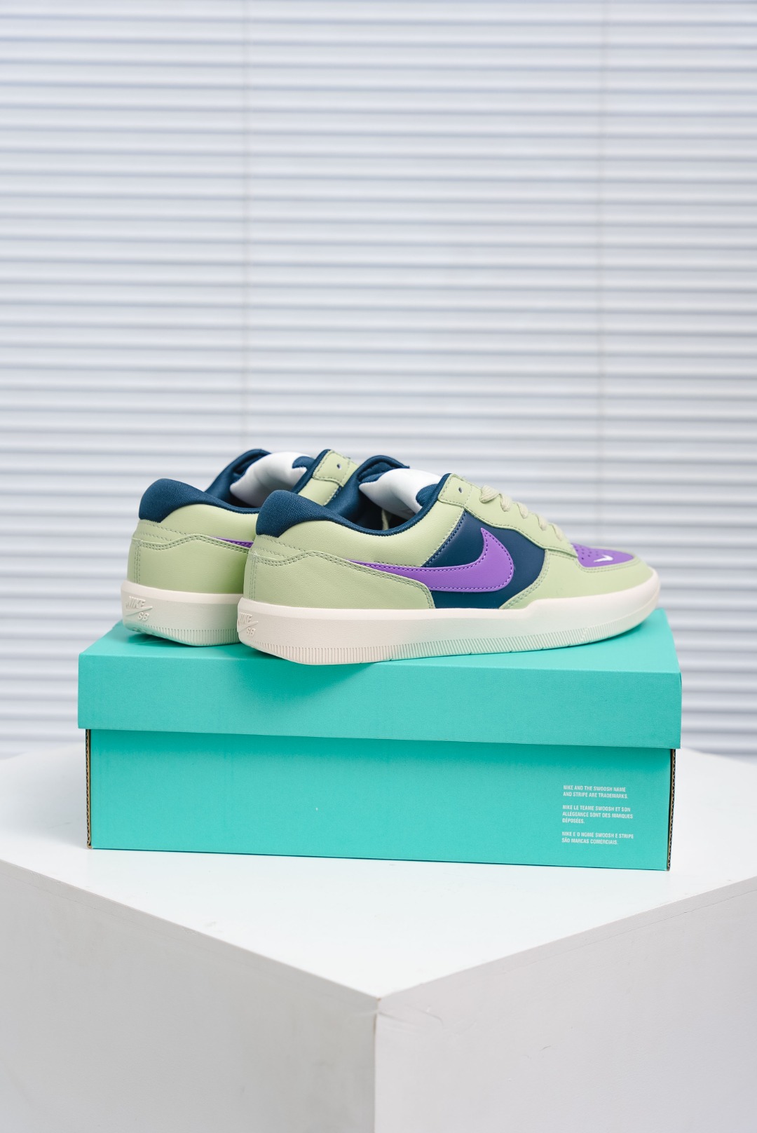 💰150
Nike SB Force 58 耐克简版复古滑板鞋 
货号：DV5476 300
尺码：35.5 36 36.5 37.5 38 38.5 39 40 40.5 41 42 42.5 43 44 44.5 45
