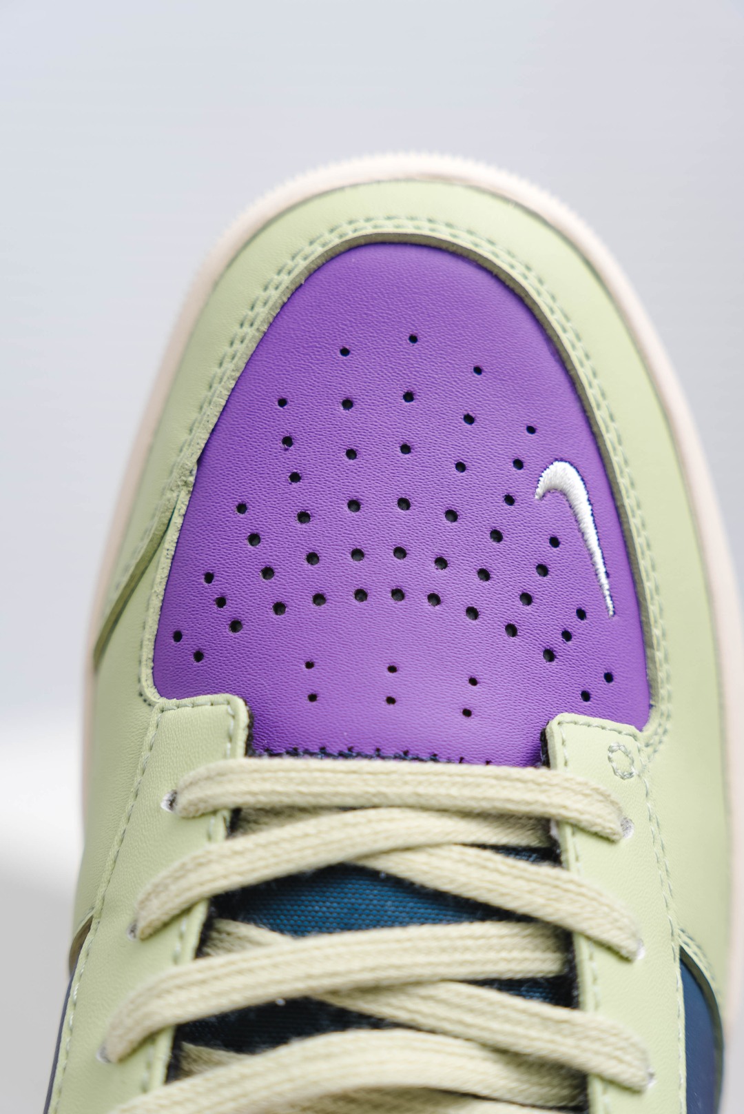 💰150
Nike SB Force 58 耐克简版复古滑板鞋 
货号：DV5476 300
尺码：35.5 36 36.5 37.5 38 38.5 39 40 40.5 41 42 42.5 43 44 44.5 45
