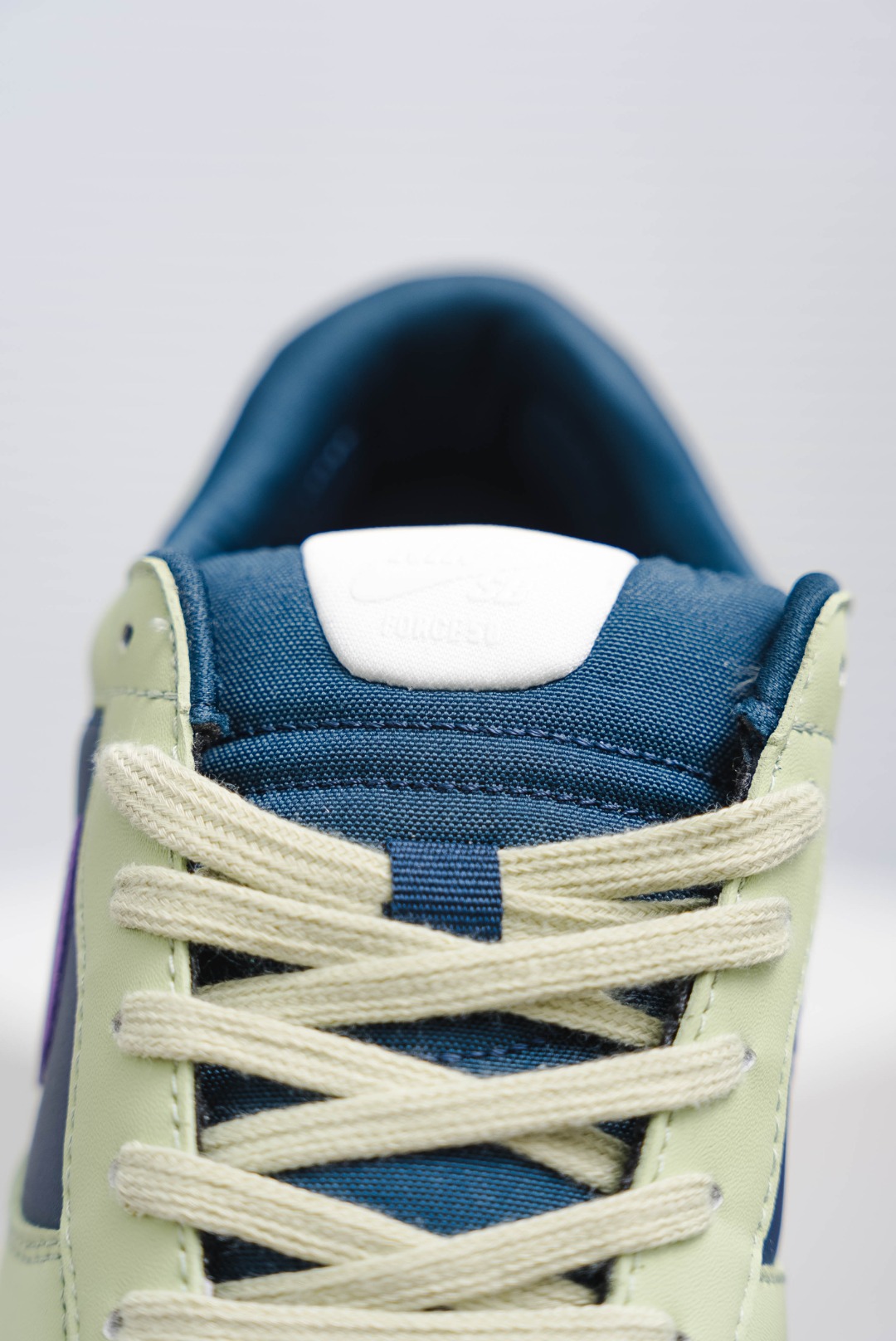 💰150
Nike SB Force 58 耐克简版复古滑板鞋 
货号：DV5476 300
尺码：35.5 36 36.5 37.5 38 38.5 39 40 40.5 41 42 42.5 43 44 44.5 45
