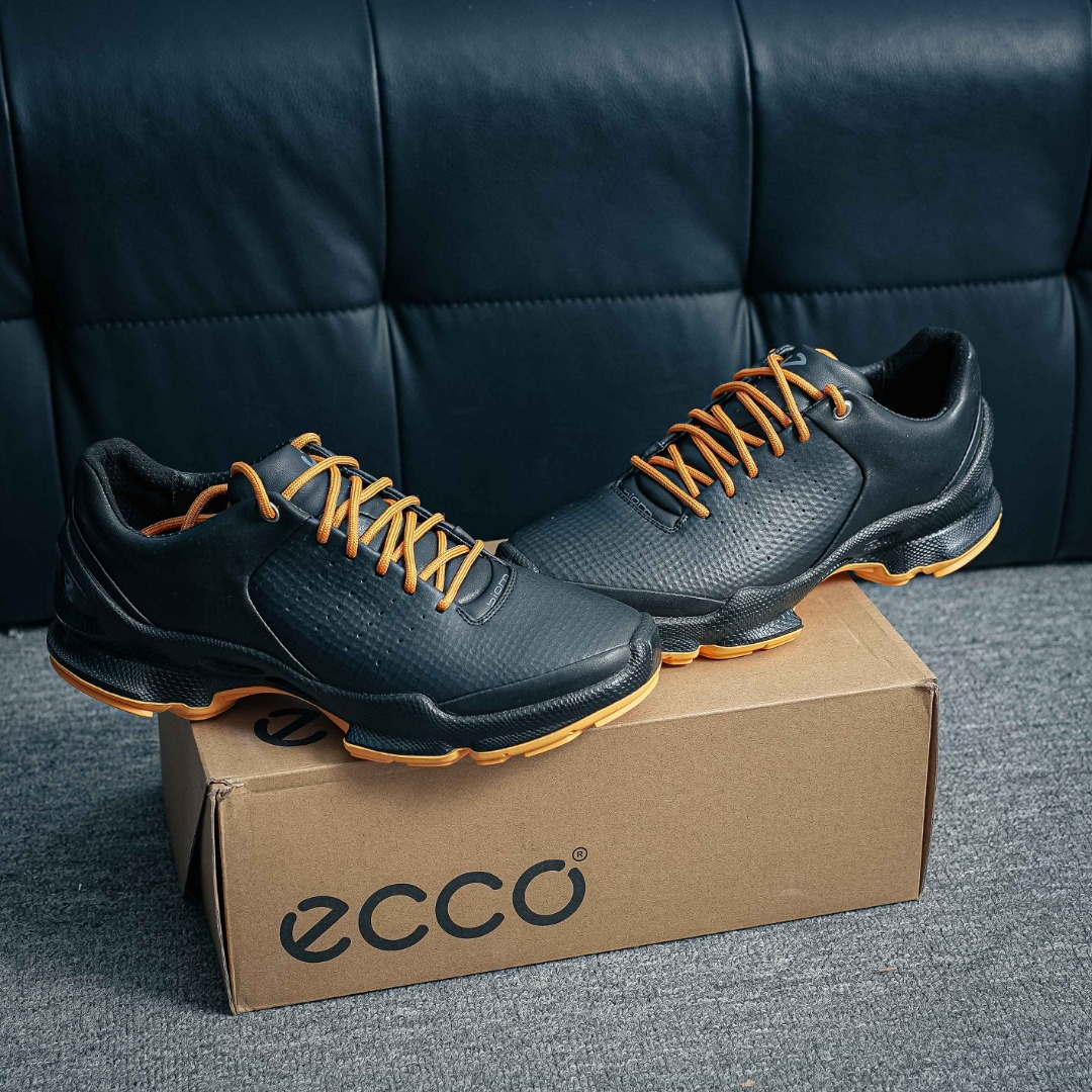 300 ECCO爱步运动鞋男 双色拼接透气舒适跑步鞋-Chinese UA Cheap High Quatity Brand Clothes Bags handbags Sneakers wholesale wholesaler seller from China Factory suppliers Fashion Clothing Shoes best Quality Beautiful Price 300 ECCO爱步运动鞋男 双色拼接透气舒适跑步鞋