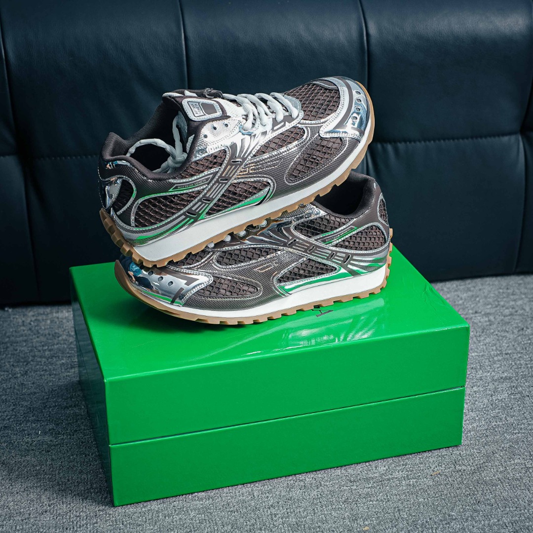 300 意大利奢侈品牌-宝缇嘉/葆蝶家-Bottega Veneta Orbit Lace-up Runner BV葆蝶家时尚休闲王一博同款老爹鞋运动鞋