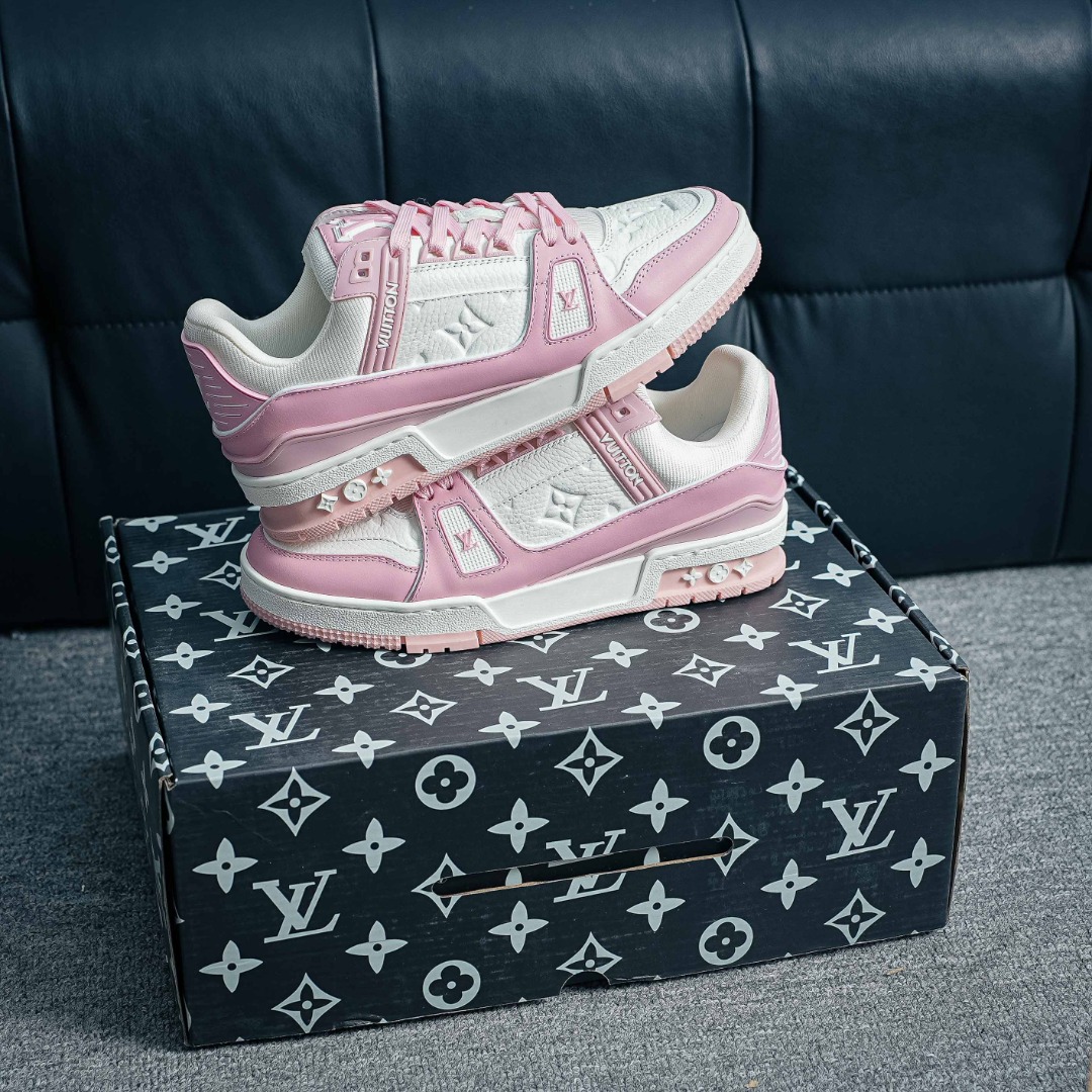 420 LV ARCH LICHT SNEAKER LV路易威登低帮板鞋-Chinese UA Cheap High Quatity Brand Clothes Bags handbags Sneakers wholesale wholesaler seller from China Factory suppliers Fashion Clothing Shoes best Quality Beautiful Price 420 LV ARCH LICHT SNEAKER LV路易威登低帮板鞋