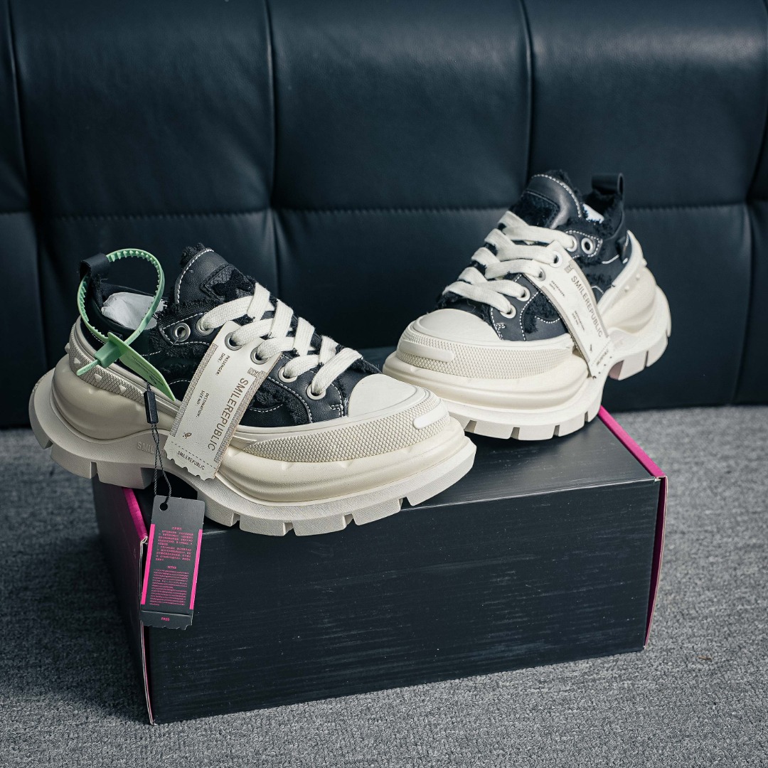 380 25s早春最新款SMILEREPUBLIC 三周年 檀健次老爹鞋2.0系列-Chinese UA Cheap High Quatity Brand Clothes Bags handbags Sneakers wholesale wholesaler seller from China Factory suppliers Fashion Clothing Shoes best Quality Beautiful Price 380 25s早春最新款SMILEREPUBLIC 三周年 檀健次老爹鞋2.0系列