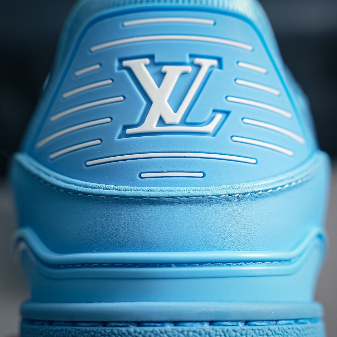 420 路易威登Louis Vuitton Trainer Sneaker Low 运动系列低帮复古百搭休闲运动文化篮球板鞋“ Virgil Abloh 从复古篮球鞋汲取灵感-Chinese UA Cheap High Quatity Brand Clothes Bags handbags Sneakers wholesale wholesaler seller from China Factory suppliers Fashion Clothing Shoes best Quality Beautiful Price 420 路易威登Louis Vuitton Trainer Sneaker Low 运动系列低帮复古百搭休闲运动文化篮球板鞋“ Virgil Abloh 从复古篮球鞋汲取灵感