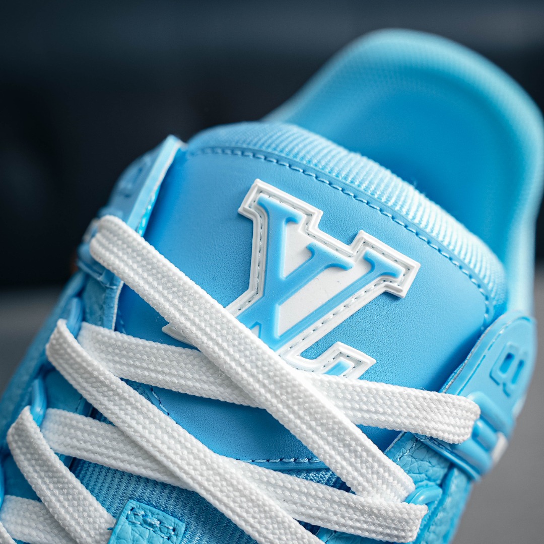 420 路易威登Louis Vuitton Trainer Sneaker Low 运动系列低帮复古百搭休闲运动文化篮球板鞋“ Virgil Abloh 从复古篮球鞋汲取灵感-Chinese UA Cheap High Quatity Brand Clothes Bags handbags Sneakers wholesale wholesaler seller from China Factory suppliers Fashion Clothing Shoes best Quality Beautiful Price 420 路易威登Louis Vuitton Trainer Sneaker Low 运动系列低帮复古百搭休闲运动文化篮球板鞋“ Virgil Abloh 从复古篮球鞋汲取灵感