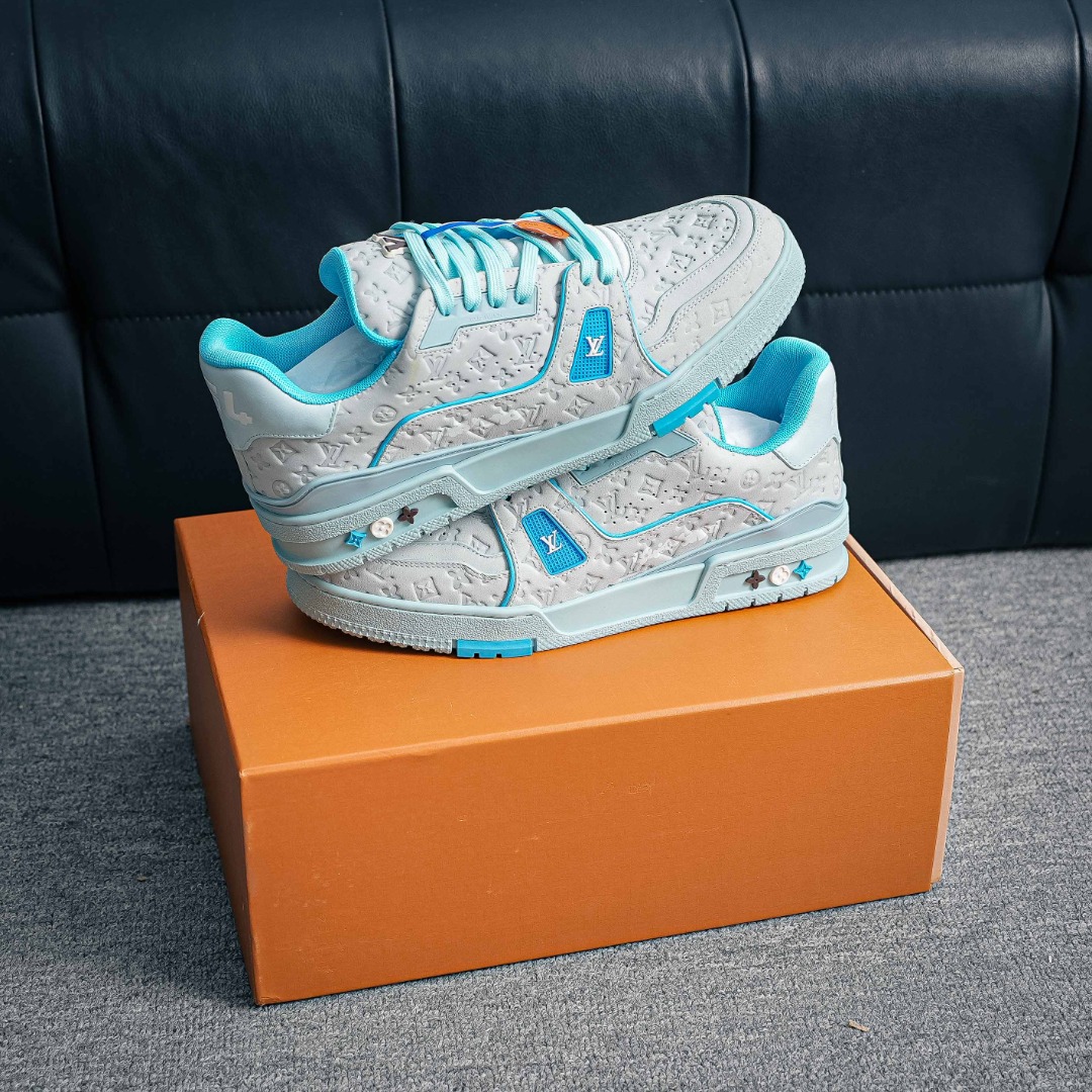 420 LV ARCH LICHT SNEAKER LV路易威登低帮板鞋-Chinese UA Cheap High Quatity Brand Clothes Bags handbags Sneakers wholesale wholesaler seller from China Factory suppliers Fashion Clothing Shoes best Quality Beautiful Price 420 LV ARCH LICHT SNEAKER LV路易威登低帮板鞋