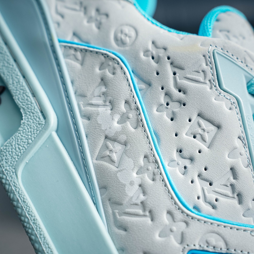 420 LV ARCH LICHT SNEAKER LV路易威登低帮板鞋-Chinese UA Cheap High Quatity Brand Clothes Bags handbags Sneakers wholesale wholesaler seller from China Factory suppliers Fashion Clothing Shoes best Quality Beautiful Price 420 LV ARCH LICHT SNEAKER LV路易威登低帮板鞋