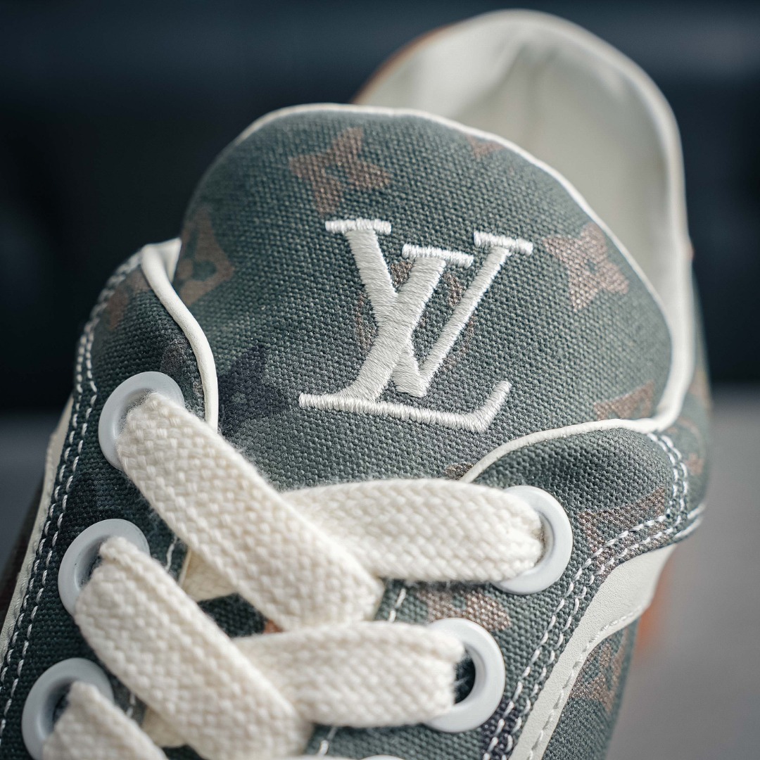360 路易威登LOUIS VUITTON Tilted Low Sneakers 倾斜系列低帮复古休闲运动文化百搭板鞋“LV组合tpu生胶底”1AJAM2-Chinese UA Cheap High Quatity Brand Clothes Bags handbags Sneakers wholesale wholesaler seller from China Factory suppliers Fashion Clothing Shoes best Quality Beautiful Price 360 路易威登LOUIS VUITTON Tilted Low Sneakers 倾斜系列低帮复古休闲运动文化百搭板鞋“LV组合tpu生胶底”1AJAM2