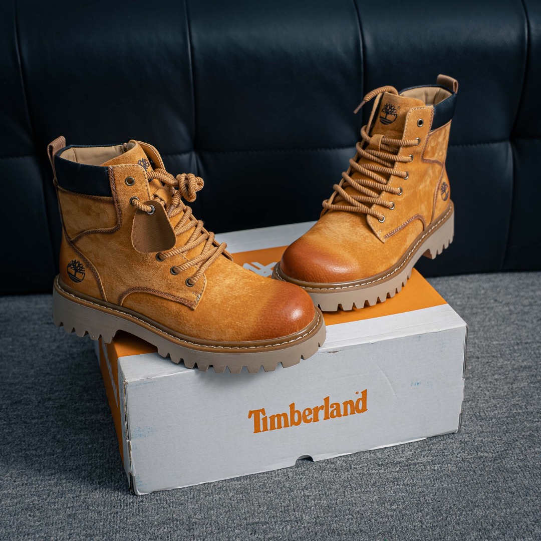 240 特价福利 Timberland添柏岚/天伯伦 秋冬新品(毛绒内里保暖锁热)秋冬必备户外休闲大黄靴系列-Chinese UA Cheap High Quatity Brand Clothes Bags handbags Sneakers wholesale wholesaler seller from China Factory suppliers Fashion Clothing Shoes best Quality Beautiful Price 240 特价福利 Timberland添柏岚/天伯伦 秋冬新品(毛绒内里保暖锁热)秋冬必备户外休闲大黄靴系列