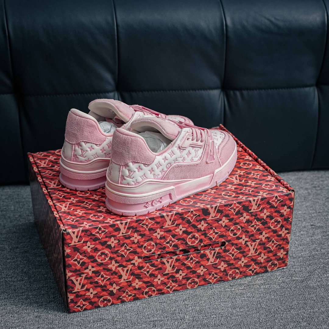 540 路易威登Louis Vuitton Trainer Sneaker Low 运动系列低帮复古百搭休闲运动文化篮球板鞋-Chinese UA Cheap High Quatity Brand Clothes Bags handbags Sneakers wholesale wholesaler seller from China Factory suppliers Fashion Clothing Shoes best Quality Beautiful Price 540 路易威登Louis Vuitton Trainer Sneaker Low 运动系列低帮复古百搭休闲运动文化篮球板鞋
