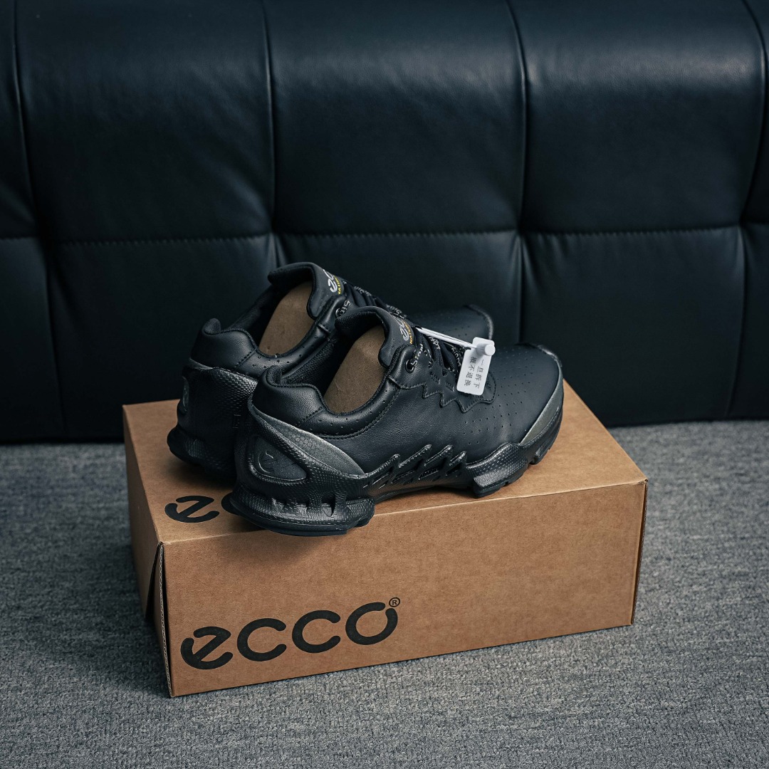 Ecco爱步 舒适时尚 简约时尚 减震防滑 低帮休闲鞋