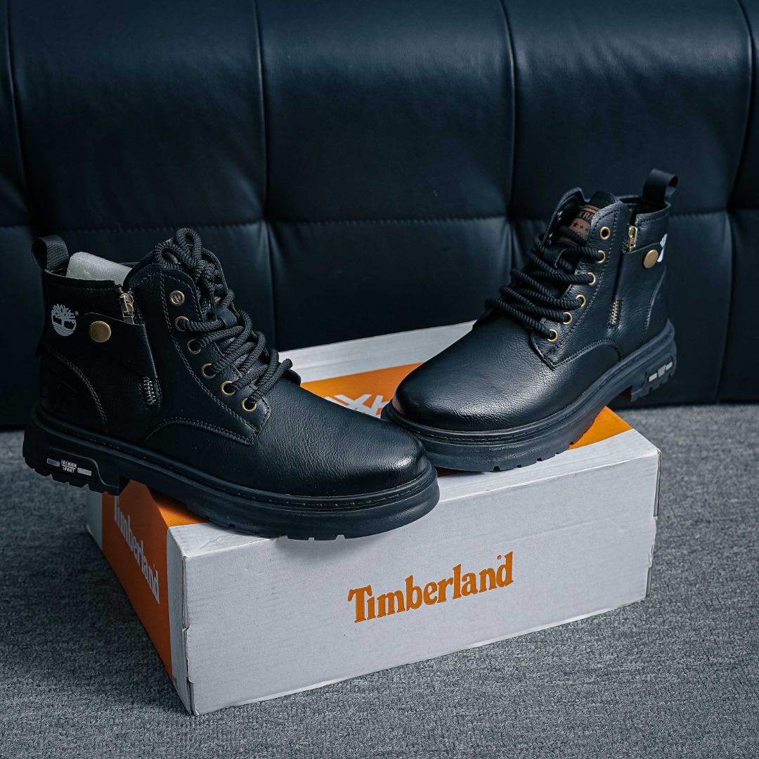新货Timberland添柏岚/天伯伦户外中帮休闲大黄靴-Top High Quatity Cheap Sneakers Fashion Clothing Clothes Bags handbags Shoes of all Brand wholesale With The best Quality And Beautiful Price from China Factory Chinese suppliers wholesaler seller 新货Timberland添柏岚/天伯伦户外中帮休闲大黄靴