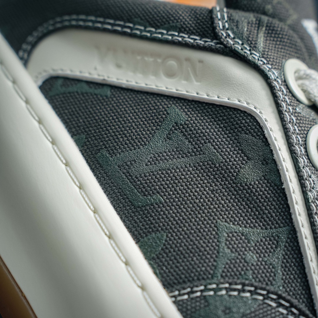 LOUIS VUITTON Tilted 系列 2026 早春全新上架 LV 路易威登 Tilted Low Sneakers 倾斜系列低帮复古休闲运动板鞋-Top High Quatity Cheap Sneakers Fashion Clothing Clothes Bags handbags Shoes of all Brand wholesale With The best Quality And Beautiful Price from China Factory Chinese suppliers wholesaler seller LOUIS VUITTON Tilted 系列 2026 早春全新上架 LV 路易威登 Tilted Low Sneakers 倾斜系列低帮复古休闲运动板鞋